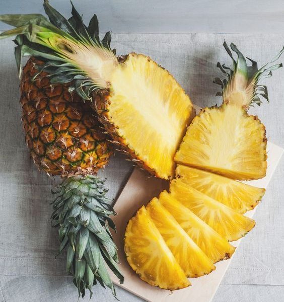 Pineapple Chewing Gum